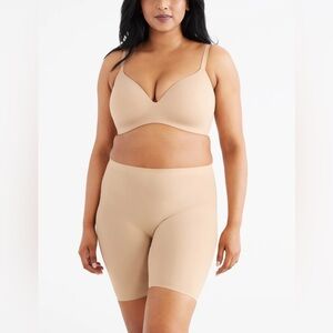 NWOT Knix Thigh Saver 6”